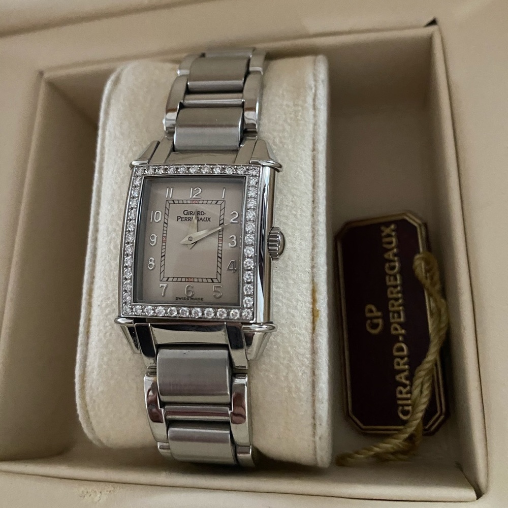 Girard-Perregaux Vintage 1945 Women’s Watch